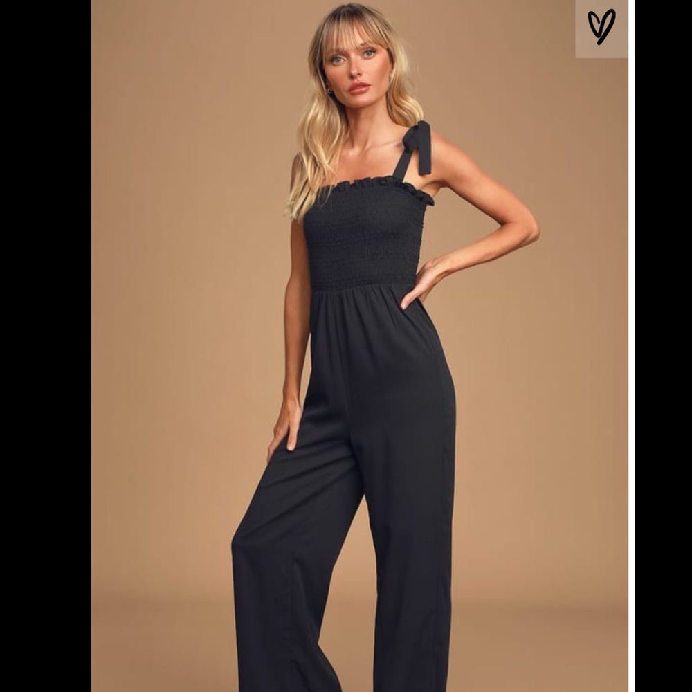 BLACK JUMPSUIT
